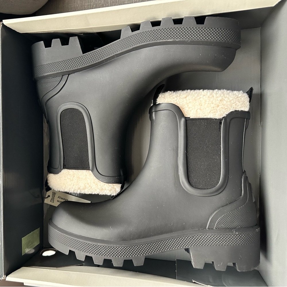 Waterproof winter boots by Cougar.